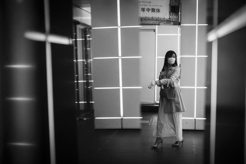 Recopilación de imágenes de las últimas semanas en Japón, en donde el confinamiento y las medidas de distancia se han convertido en el principal método para combatir la propagación del virus.