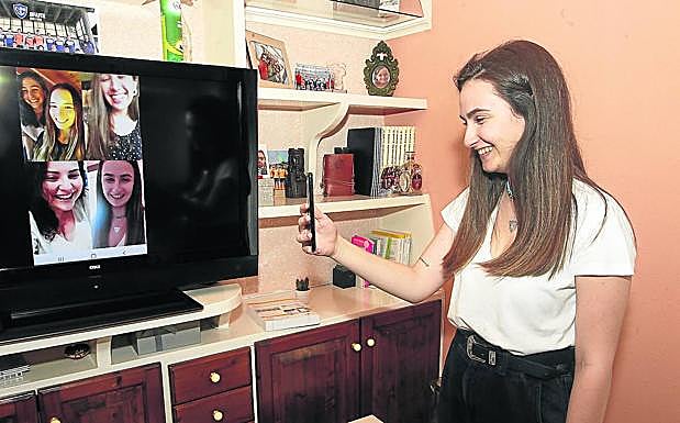 Lidia Fernández y sus amigas ya tienen planes para reunirse mañana en Luanco