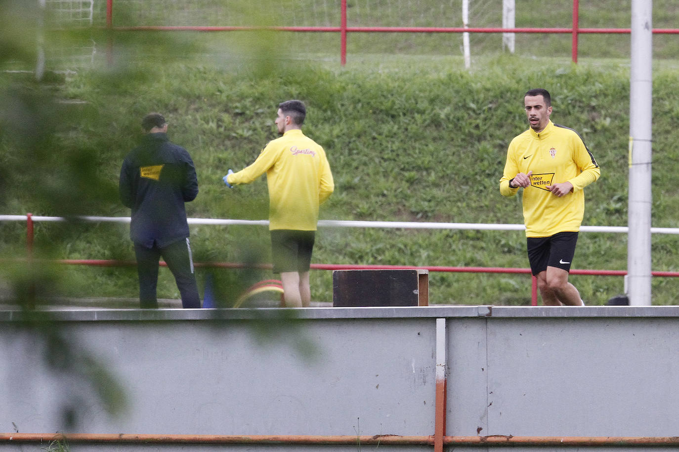 Fotos: Entrenamiento del Sporting (13/05/2020)