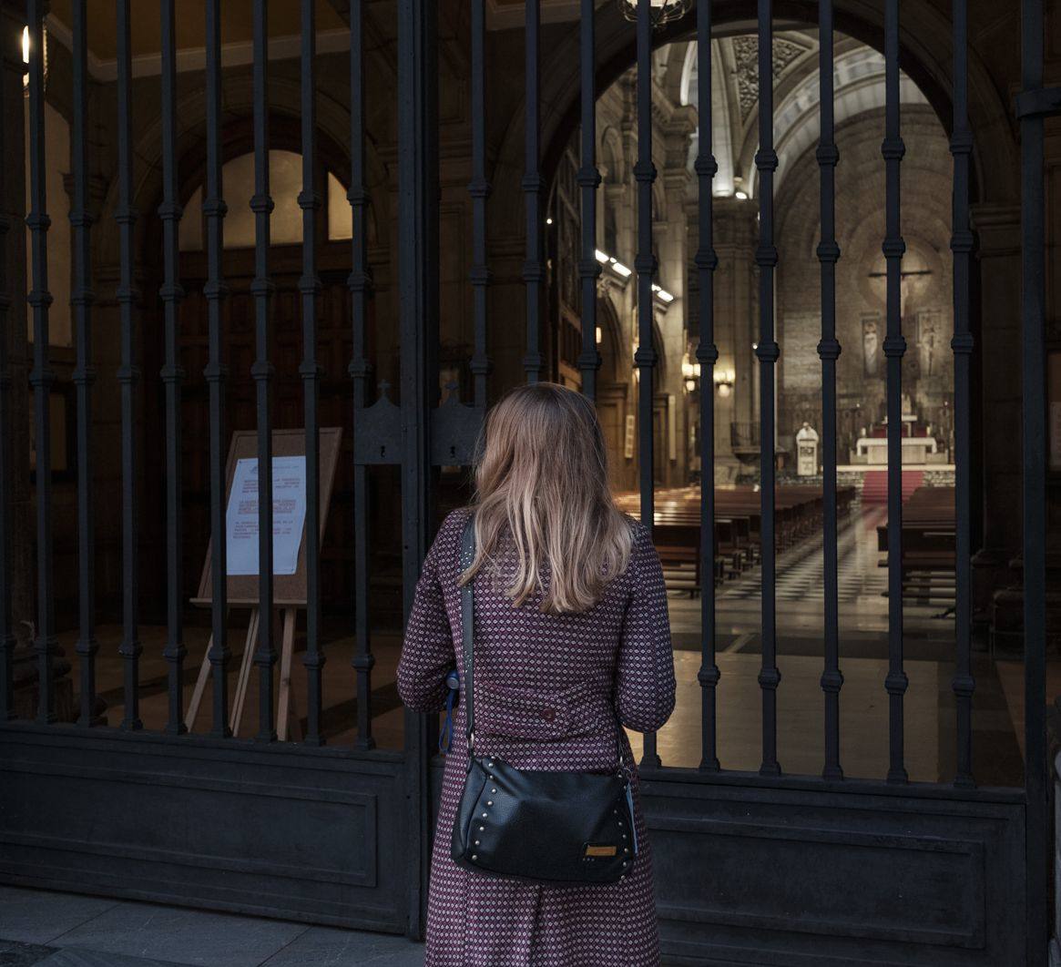 17 de marzo. Gijón| Misa a puerta cerrada en la iglesia de San José. 
