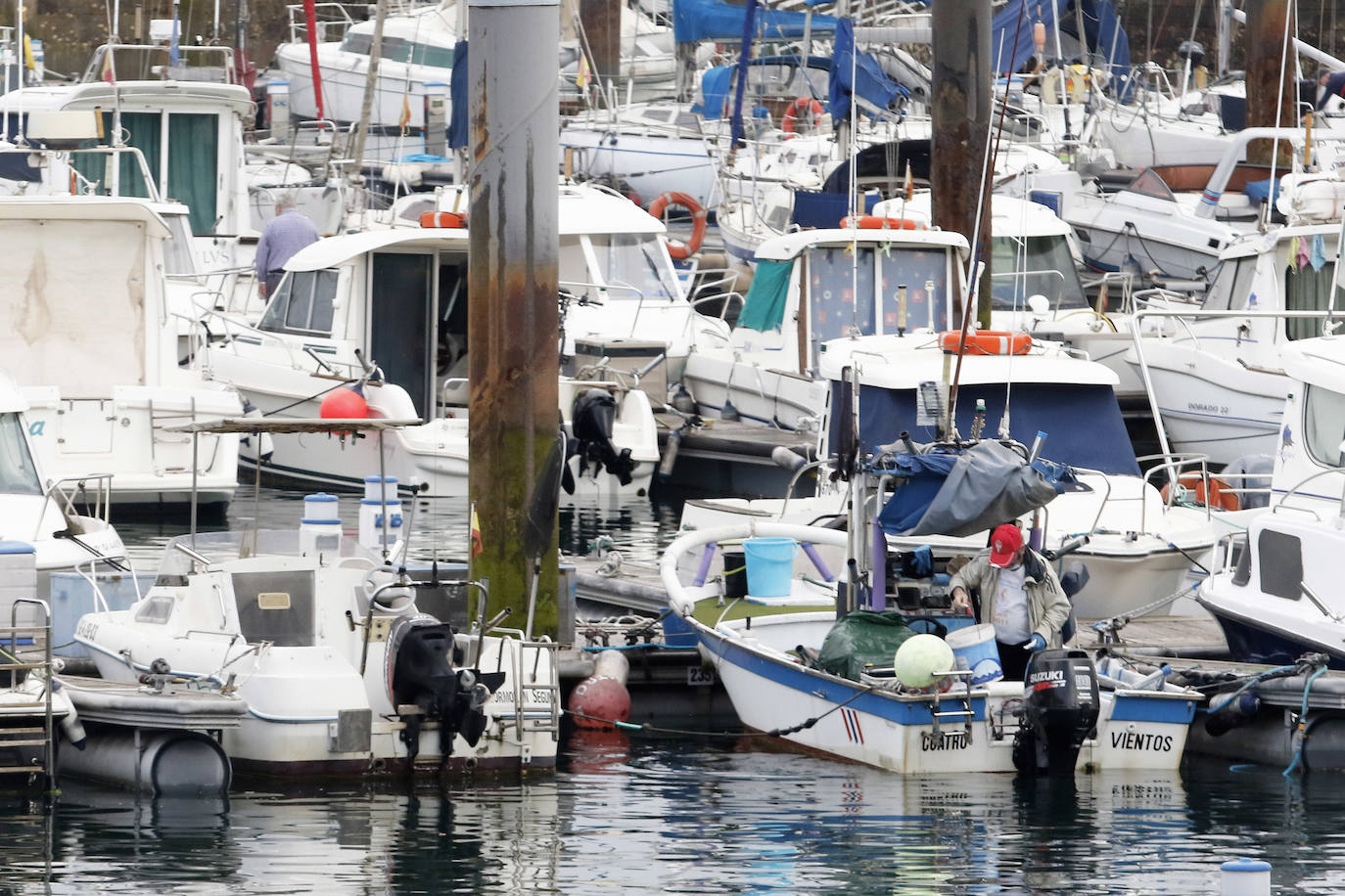 05 de mayo. Gijón | Los usuarios de los puertos deportivos ya pueden acceder a sus embarcaciones. 