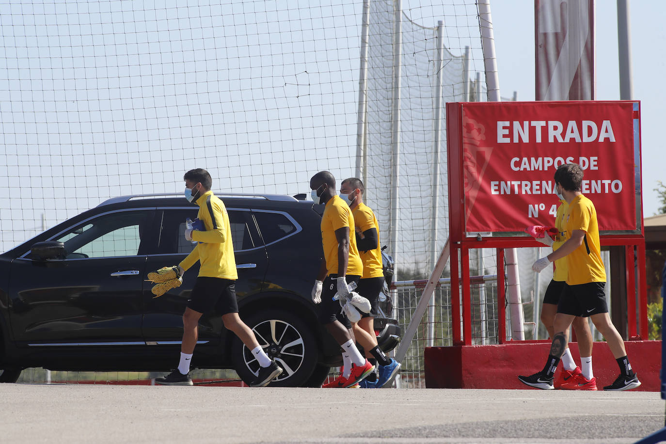 Los jugadores del Sporting supera una nueva ronda de exámenes médicos para pasar a la siguiente fase