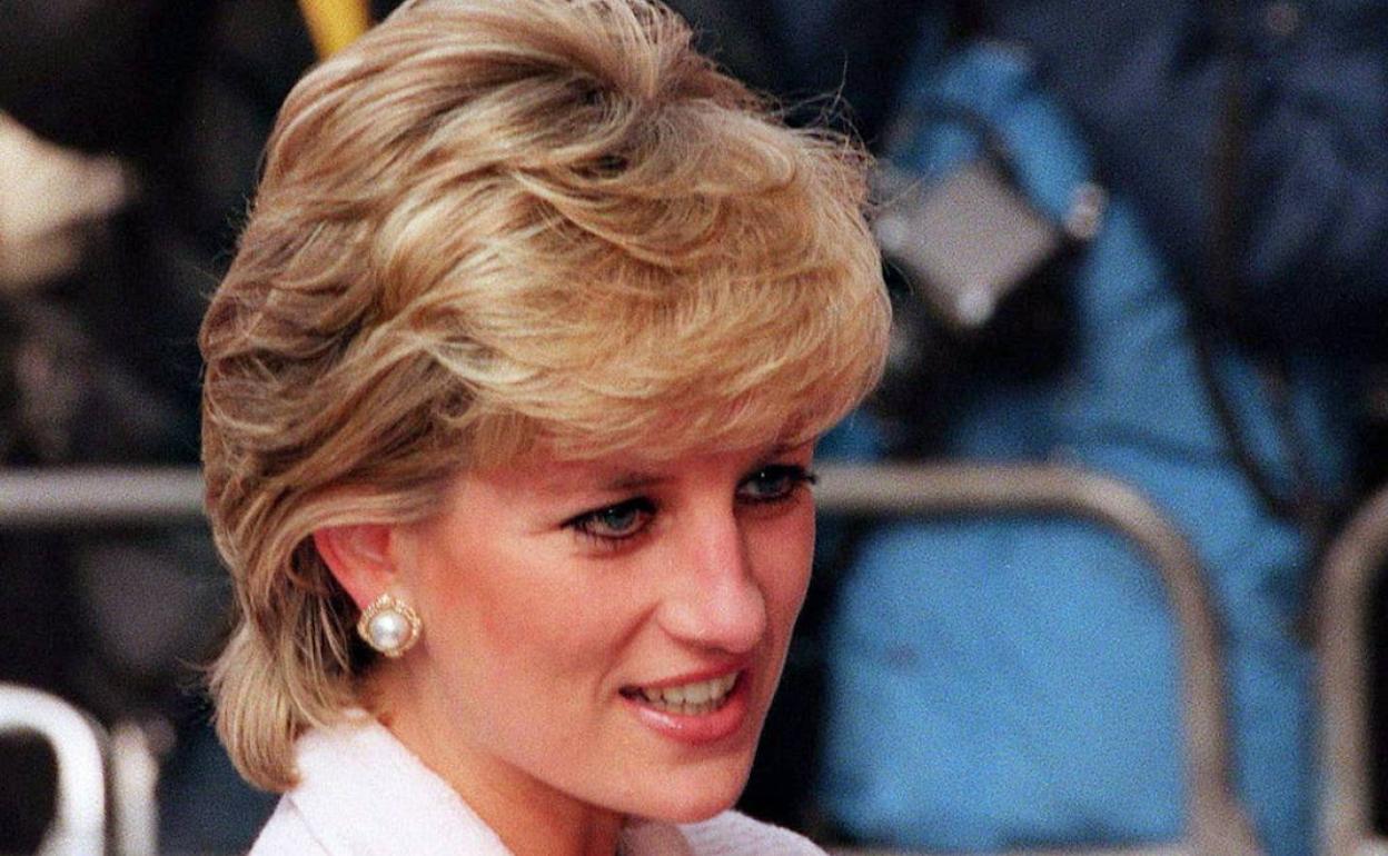 La teoría de la muerte de Lady Di: la Casa Real británica ordenó su asesinato