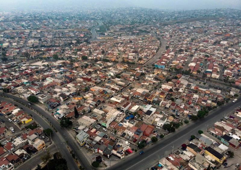 Villa Fontana, Tijuana, México | El coronavirus ha sacudido a gran parte del mundo. Los vecindarios superpoblados y una gran población dentro de los niveles de pobreza son un gran desafío que enfrentan los países latinoamericanos durante la pandemia global. 