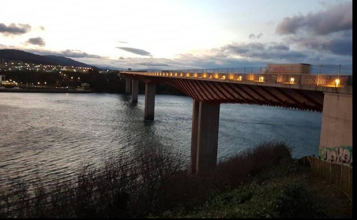 Puente de Los Santos, que une Asturias con Galicia