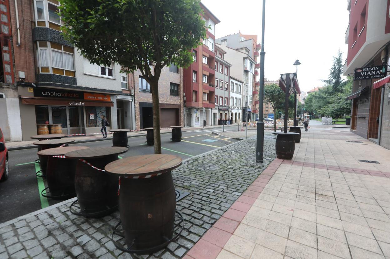 La plaza de El Carbayedo y la avenida de Portugal son las principales zonas de conflicto. 