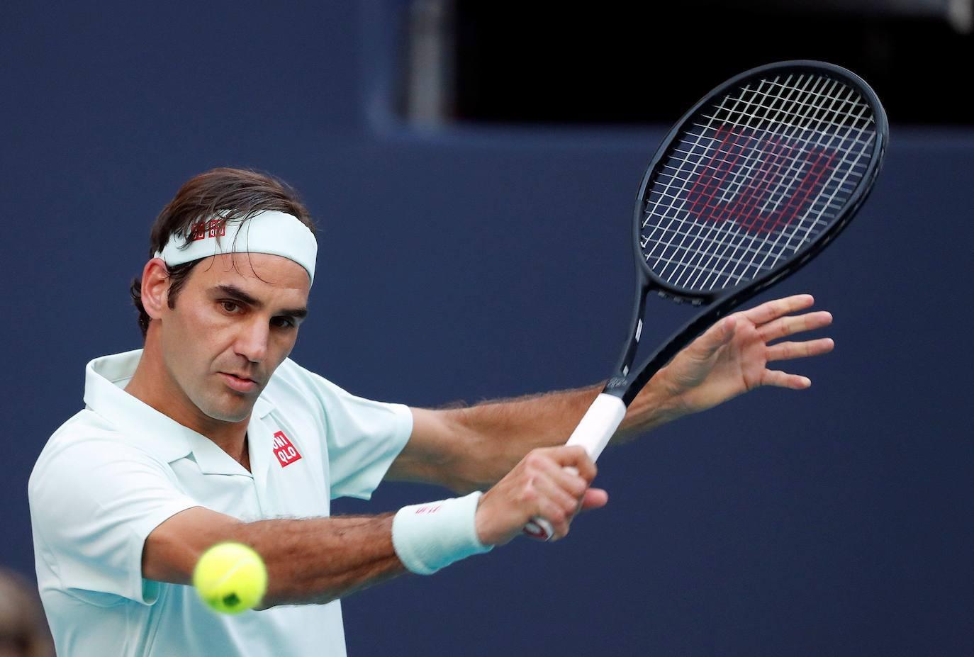 3. Roger Federer, 106,300 millones de dólares | Los celebrities han ganado de 6.100 millones de dólares brutos, 200 millones menos que en 2019 a causa de la pandemia de coronavirus, según la revista Forbes. Estos son los famosos que más dinero han recibido este año. 