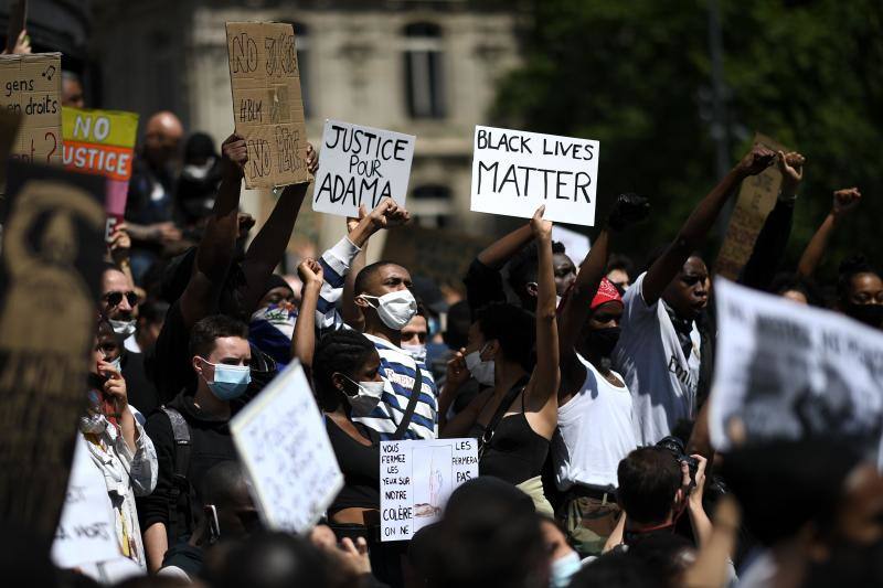 Cala el movimiento originado en Estados Unidos en las dos capitales europeas, que este sábado ha vivido una joranada de multitudinarias manifestaciones.