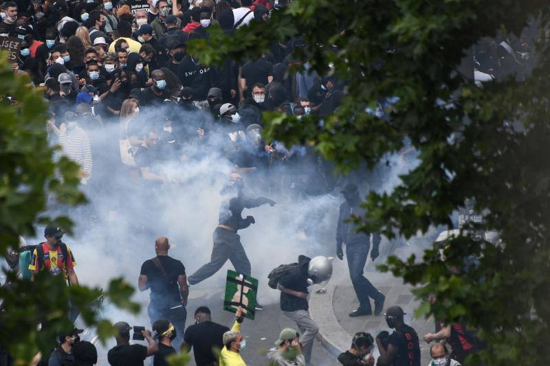 Cala el movimiento originado en Estados Unidos en las dos capitales europeas, que este sábado ha vivido una joranada de multitudinarias manifestaciones.