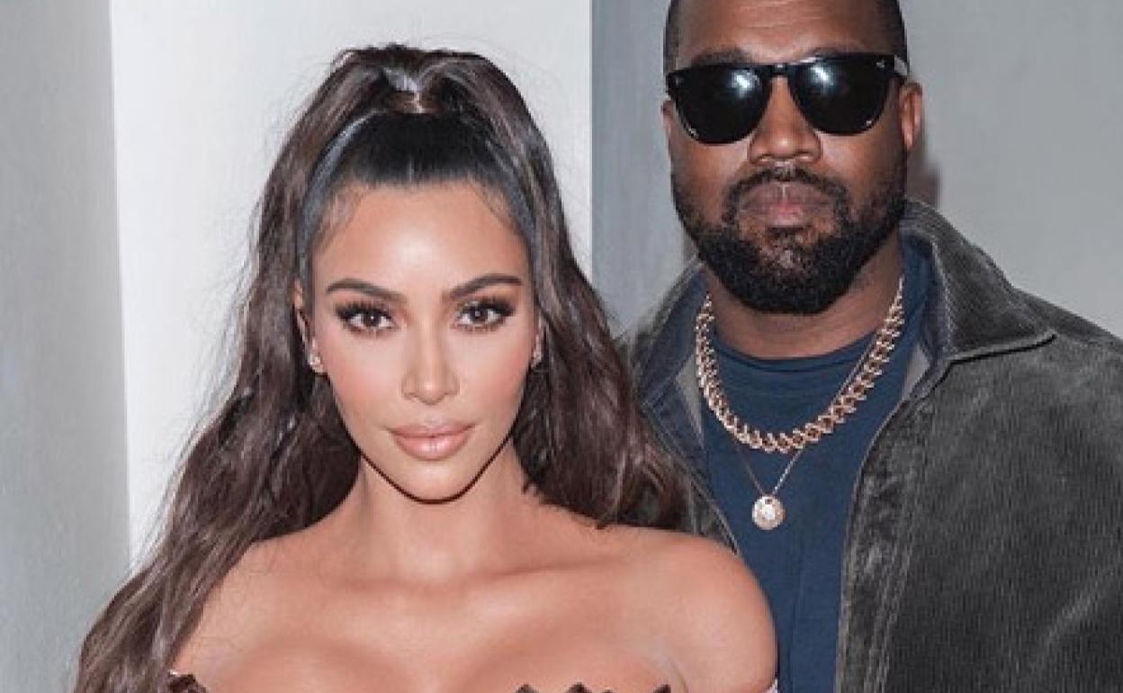 Kanye West sigue los pasos de Kim Kardashian y lanza su propia línea de cosmética