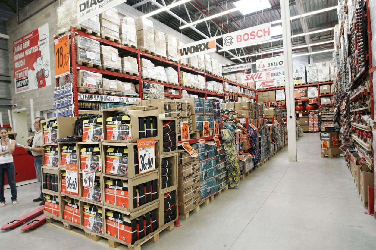 Almacén de Brico Dêpot en Trasona, en una imagen de archivo. 