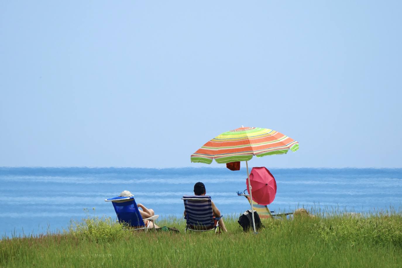 Así es la nueva normalidad en las playas asturianas. 