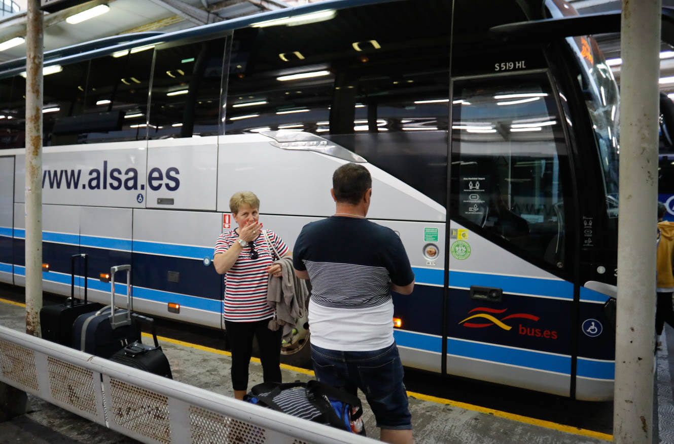 El primer Alsa con destino a Madrid salió hoy a las 7 de la mañana