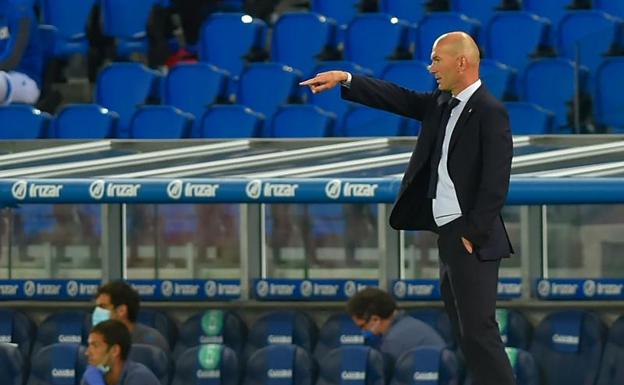 Zidane: «Los árbitros hacen un labor difícil y complicada»