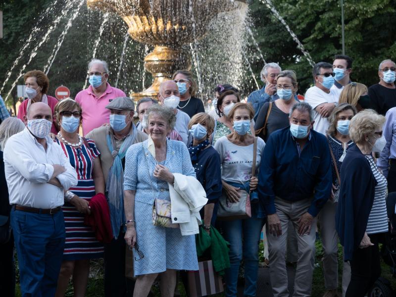 Fotos: Concentración por la fuente de El Muelle