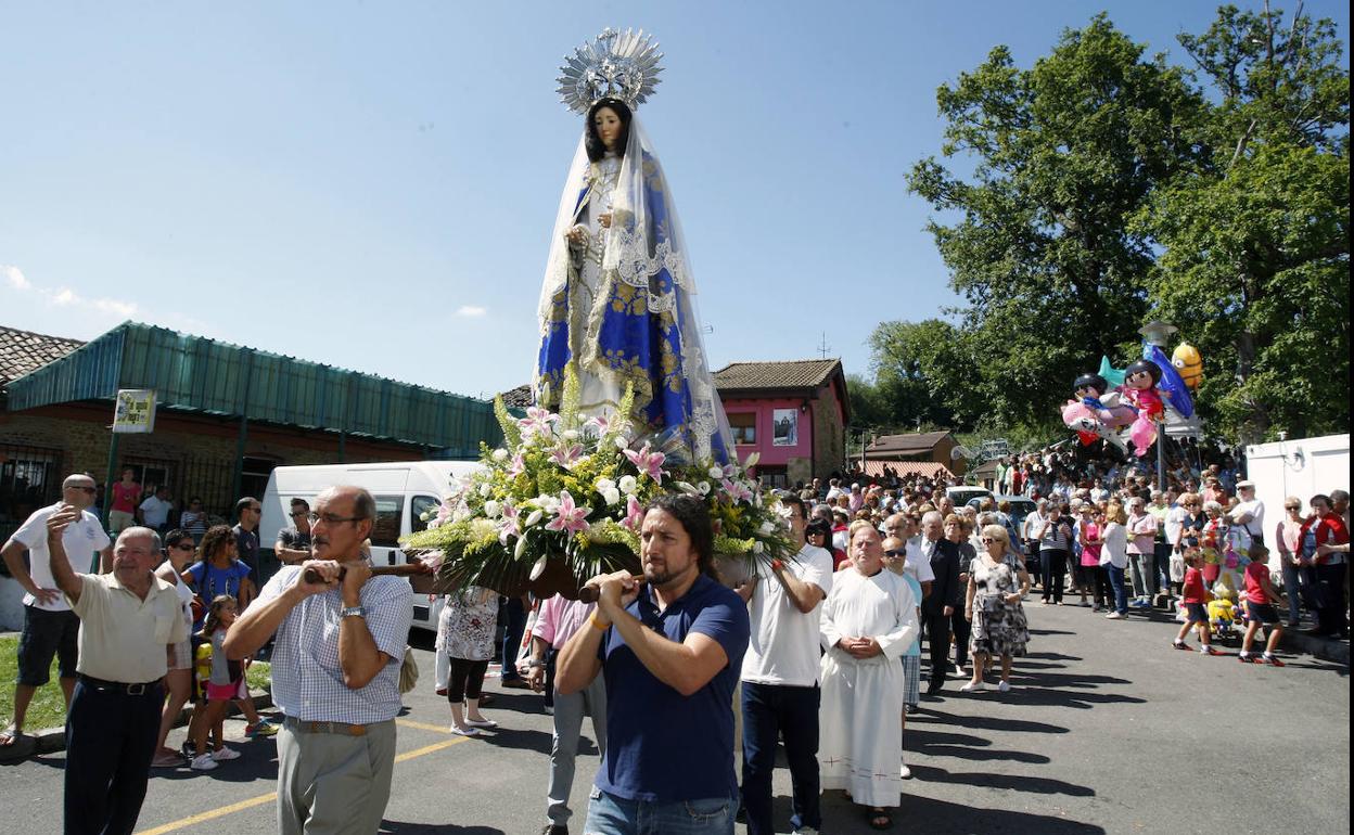 «Suspendemos las fiestas de El Carbayu con todo el dolor de nuestro corazón»