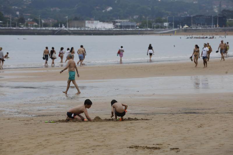 El Principado ya recibe a sus primeros turistas en el primer fin de semana de la nueva normalidad