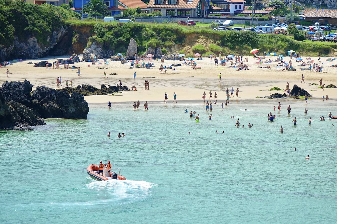 El Principado ya recibe a sus primeros turistas en el primer fin de semana de la nueva normalidad