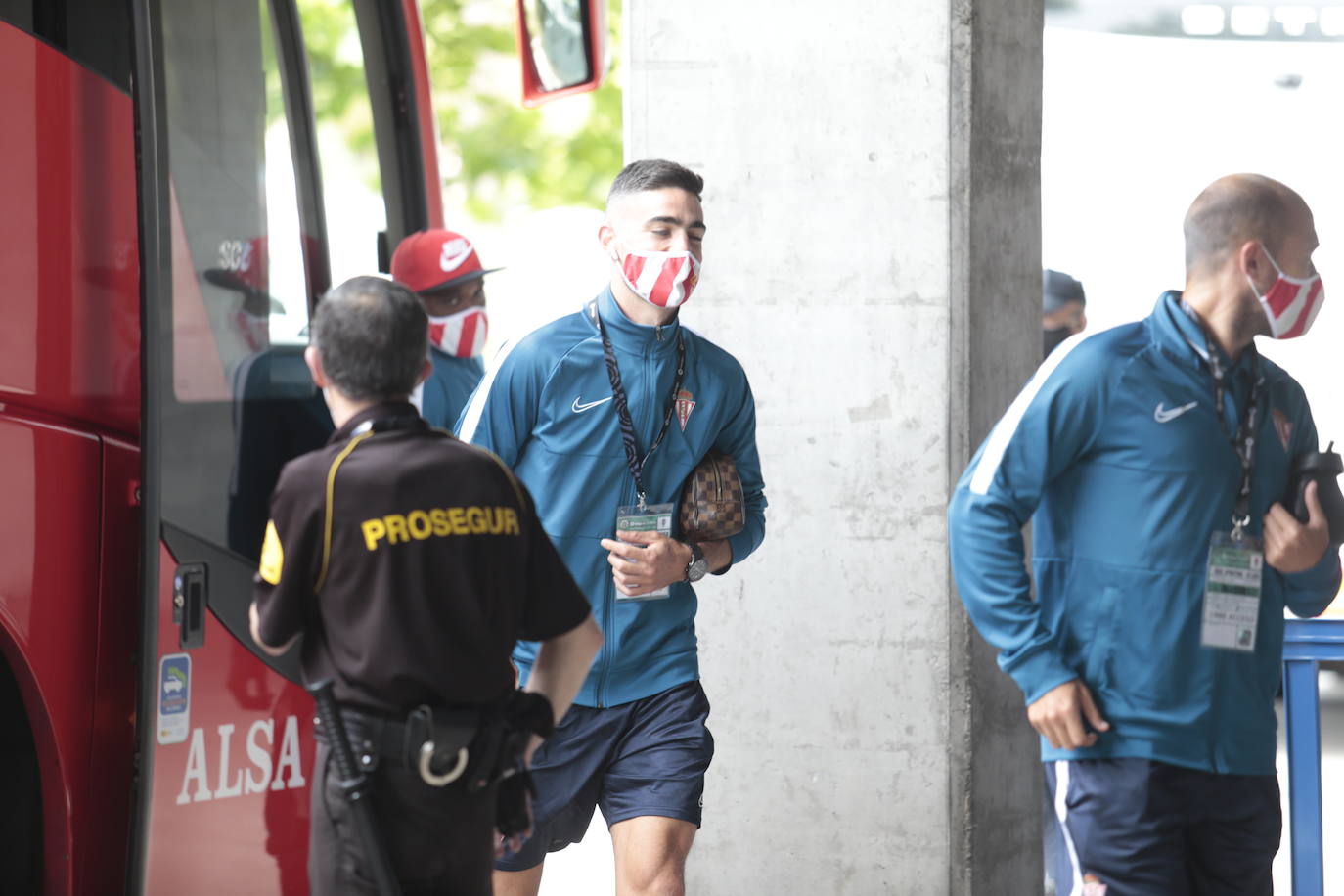 Los jugadores del equipo rojiblanco se enfrentan este domingo al Lugo en El Molinón