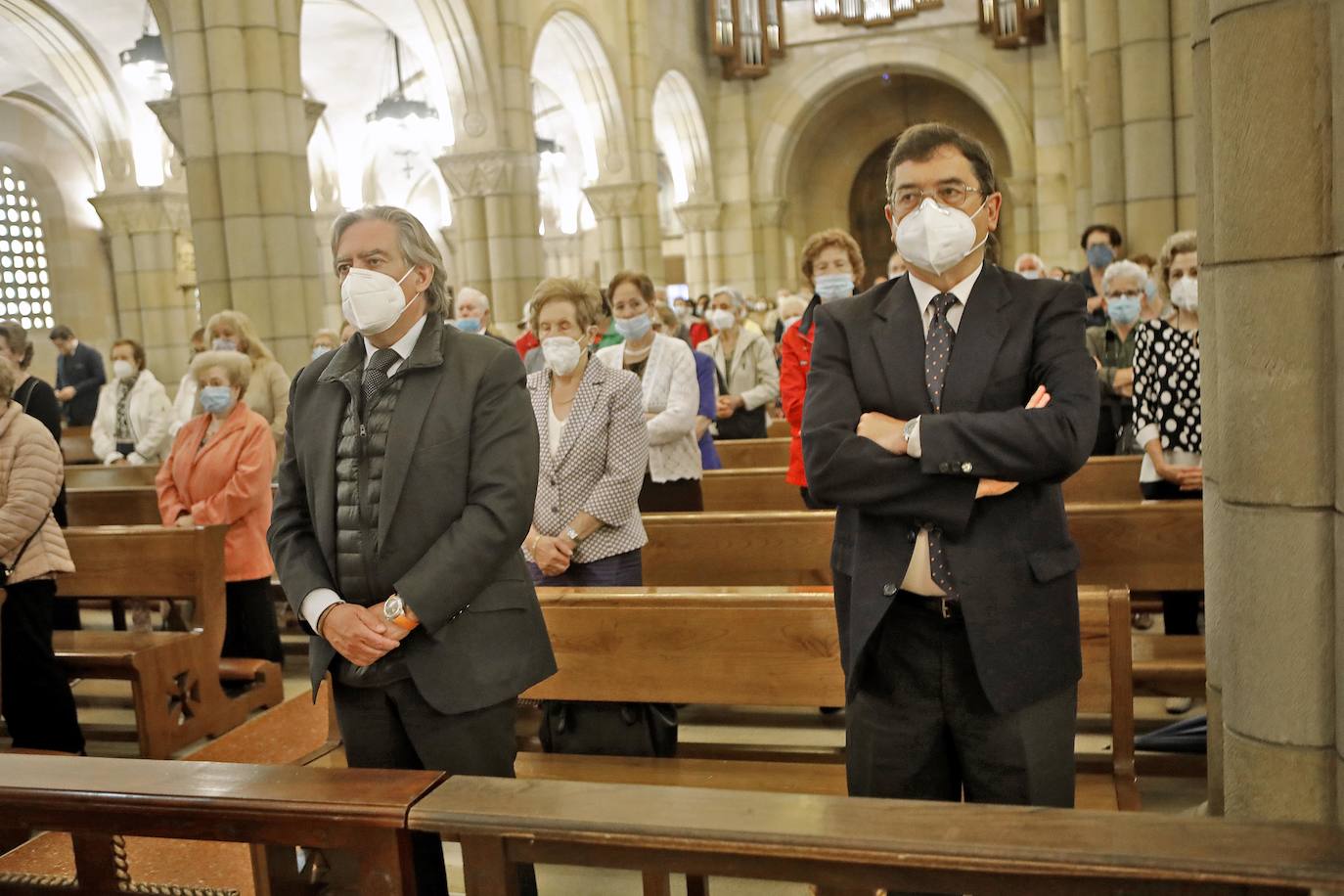 Fotos: Un San Pedro gijonés sin bendición de aguas