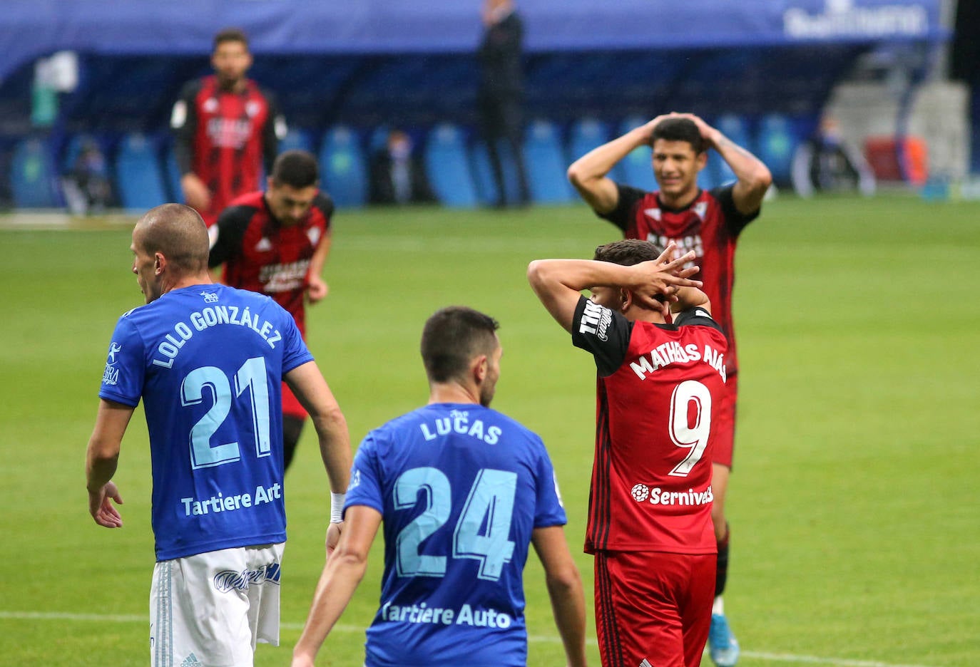 El Real Oviedo y el Mirandés se han disputado los tres puntos en el estadio Carlos Tartiere. 