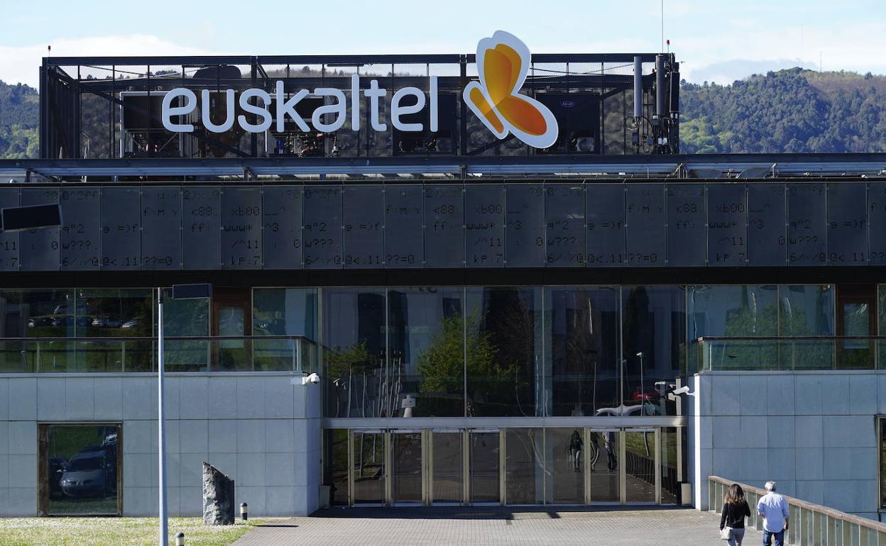 Euskaltel accederá por fibra a 1,8 millones hogares tras un acuerdo con Orange