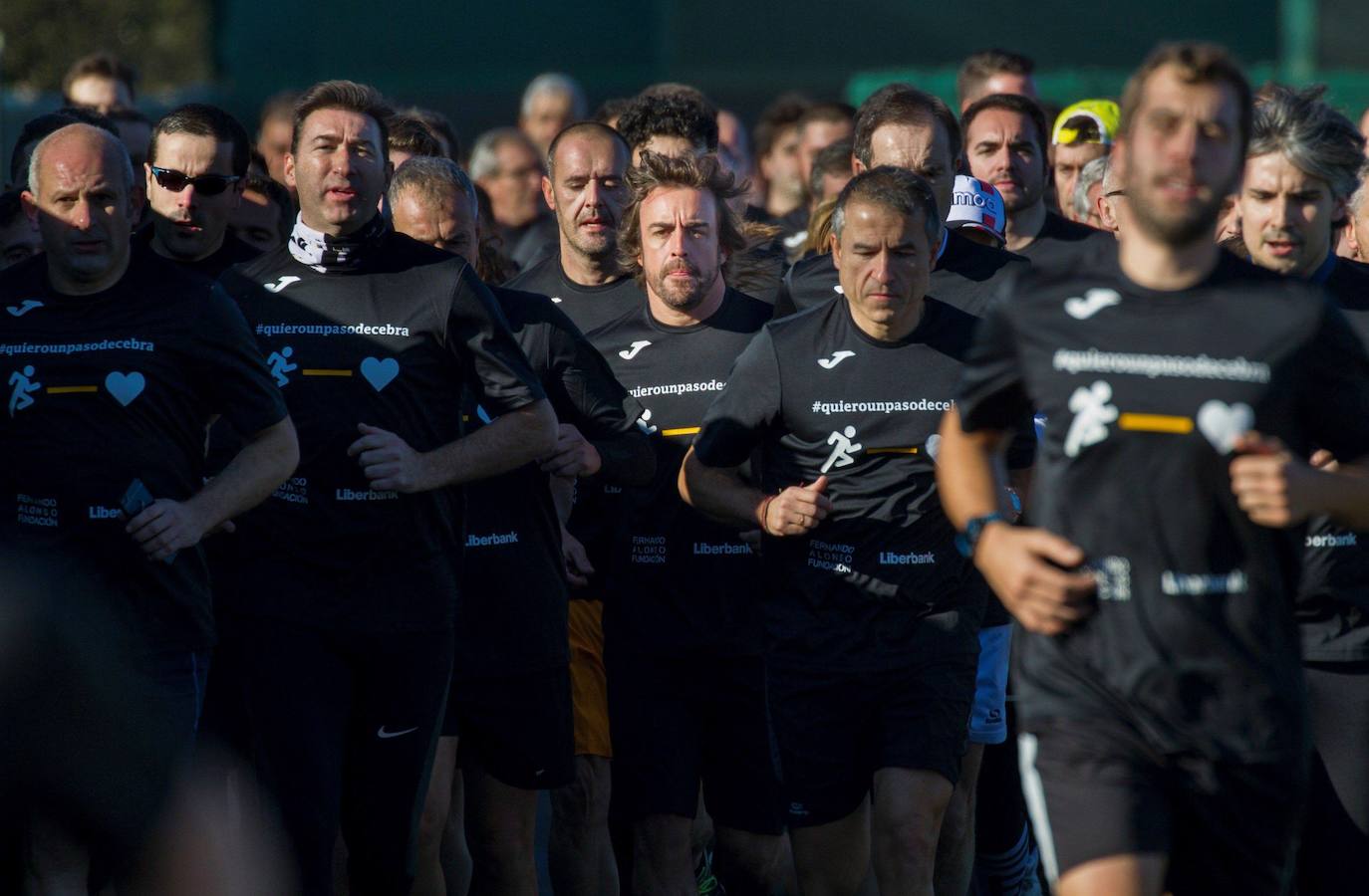 24/12/2019 | El piloto asturiano participa junto a cientos de aficionados en la 'IX Carrera Fundación Fernando Alonso-Liberbank' en el circuito Fernando Alonso en Llanera. 