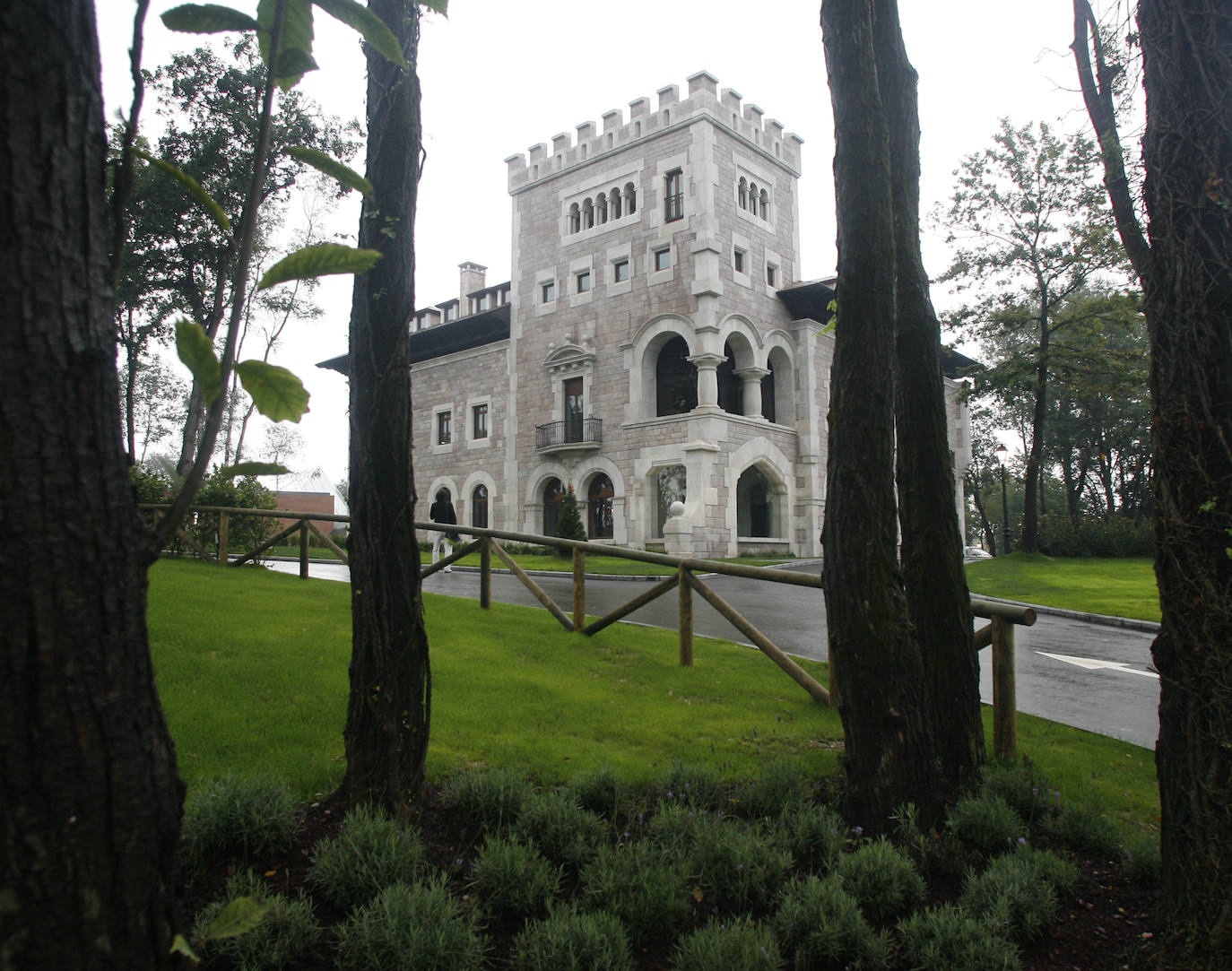 Castillo de La Zoreda