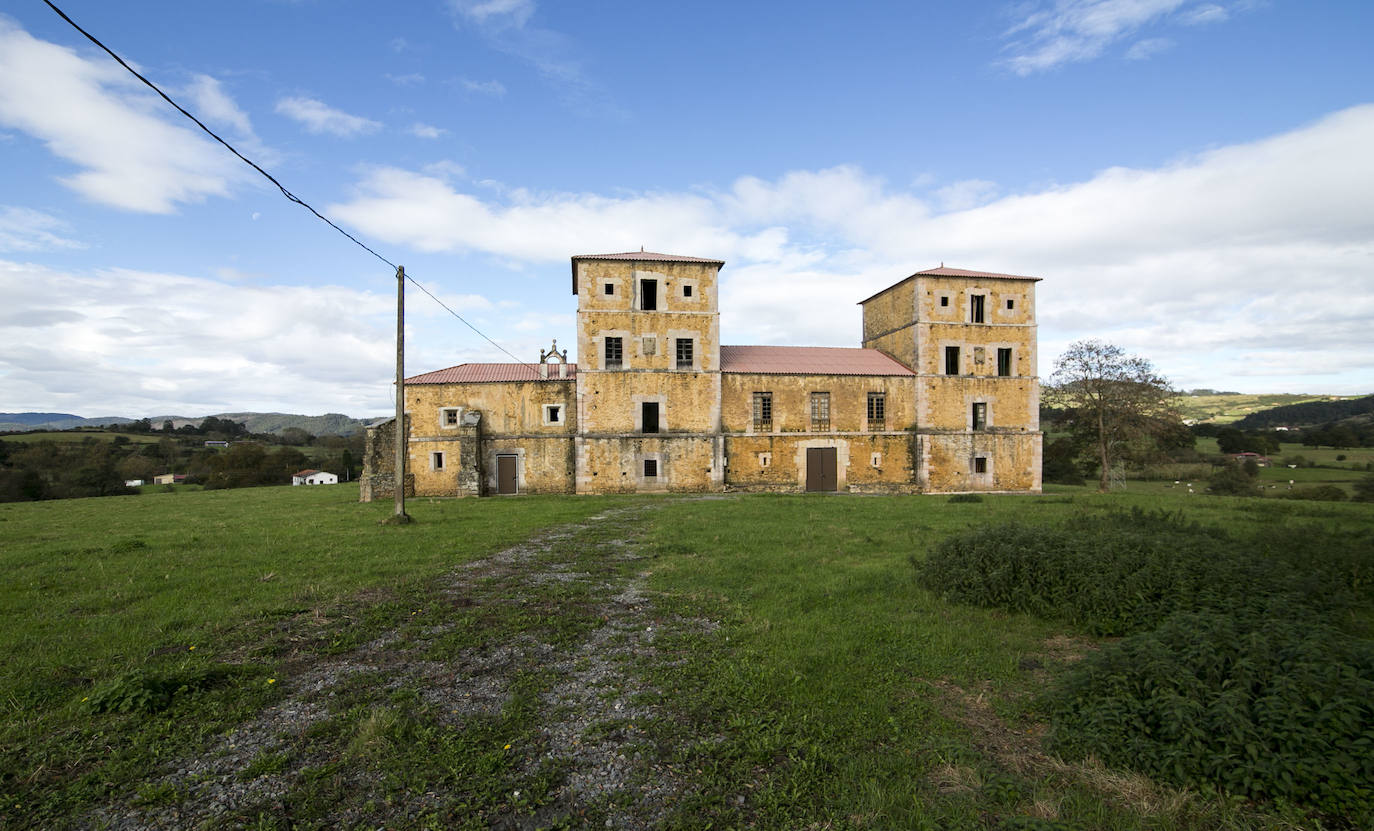 Palacio de Villanueva (Llanera)