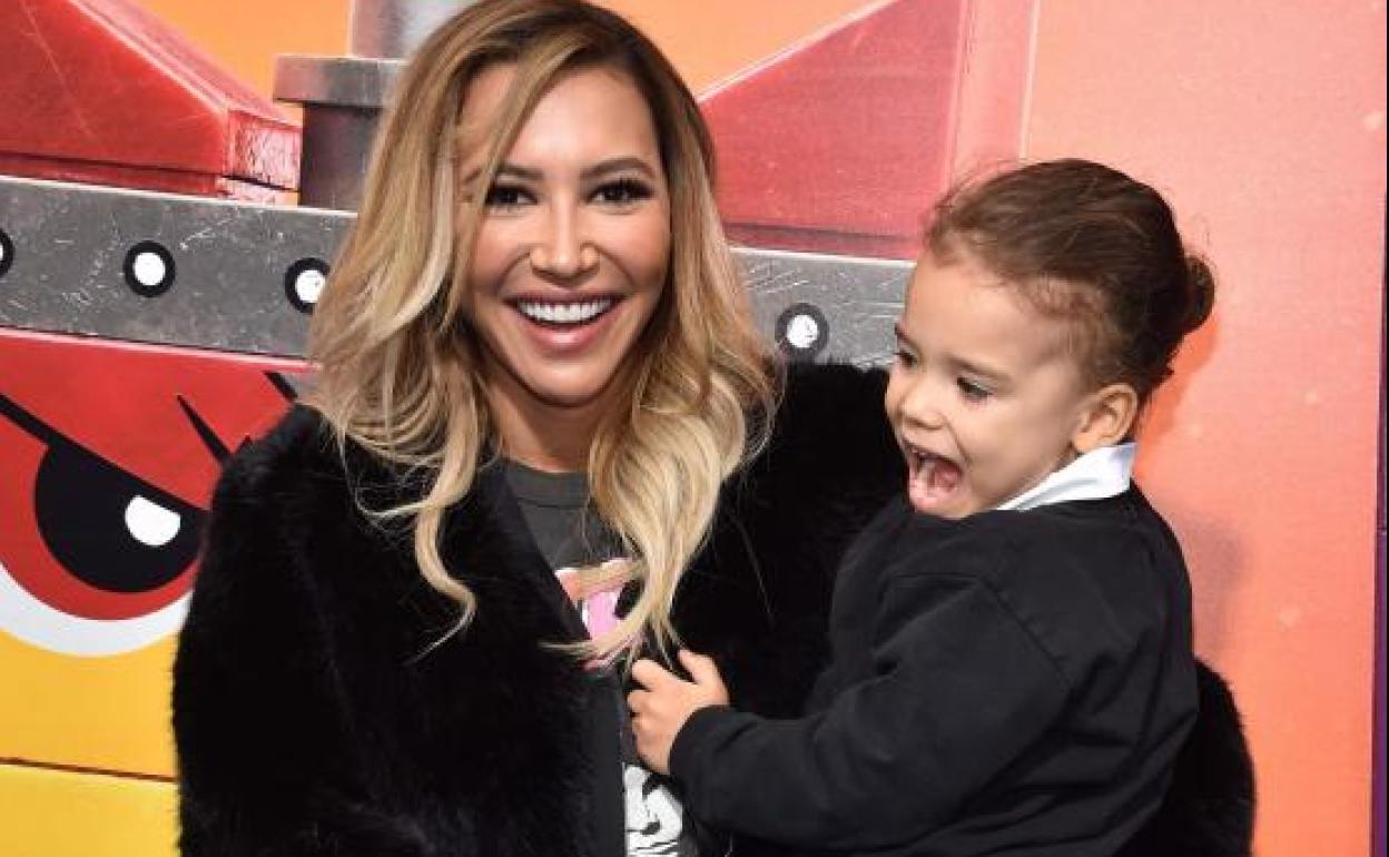 Naya Rivera y su hijo. 