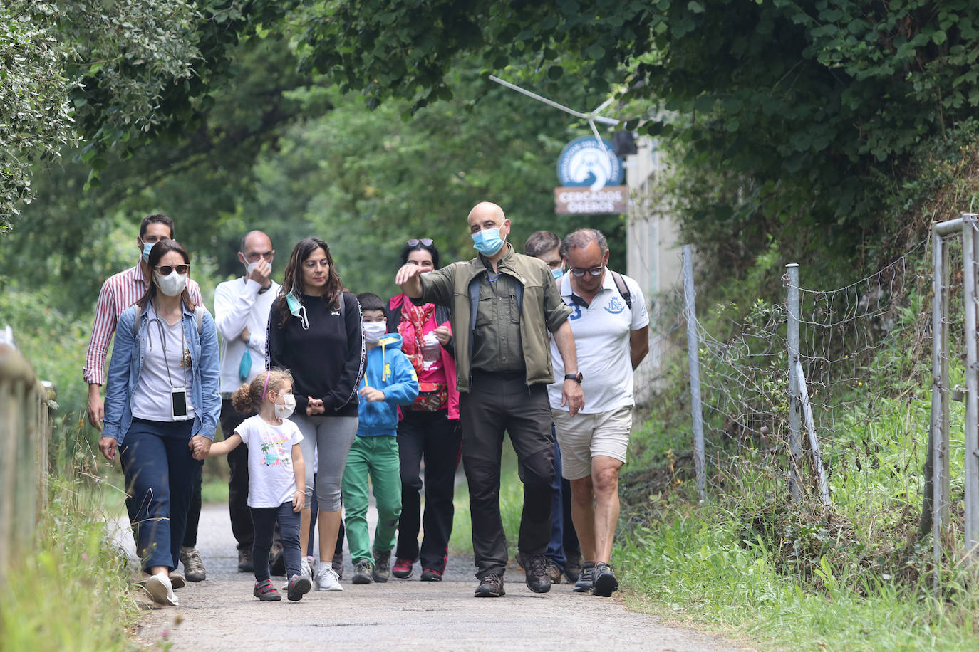 El calor que se ha instalado en la región ha llenado arenales y lugares turísticos de la región. Este clima favorable acompañará a los asturianos durante la próxima semana.