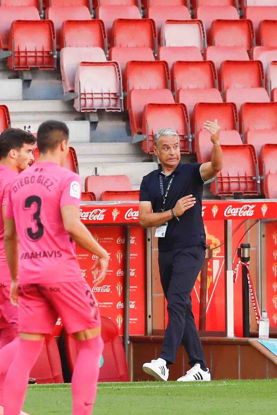 Apura sus opciones de 'play off' con una gran victoria ante el Málaga