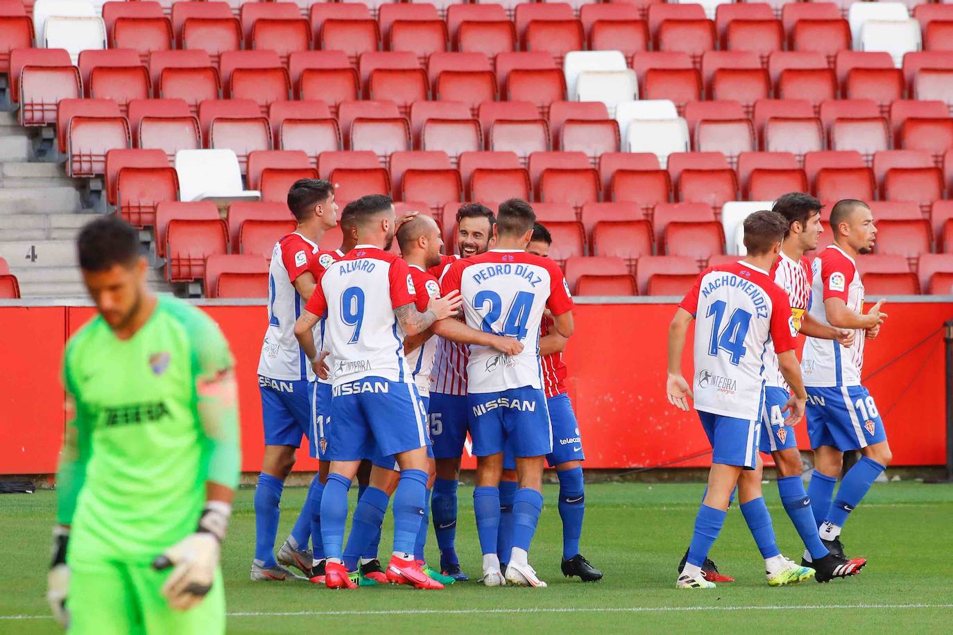 Apura sus opciones de 'play off' con una gran victoria ante el Málaga