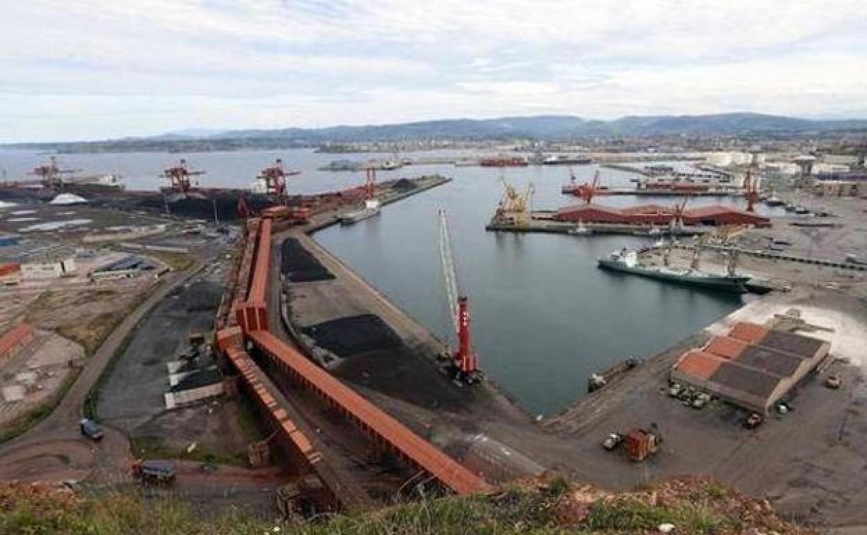 El Puerto estudiará el estado de los diques, las playas y los restos del 'Castillo de Salas'