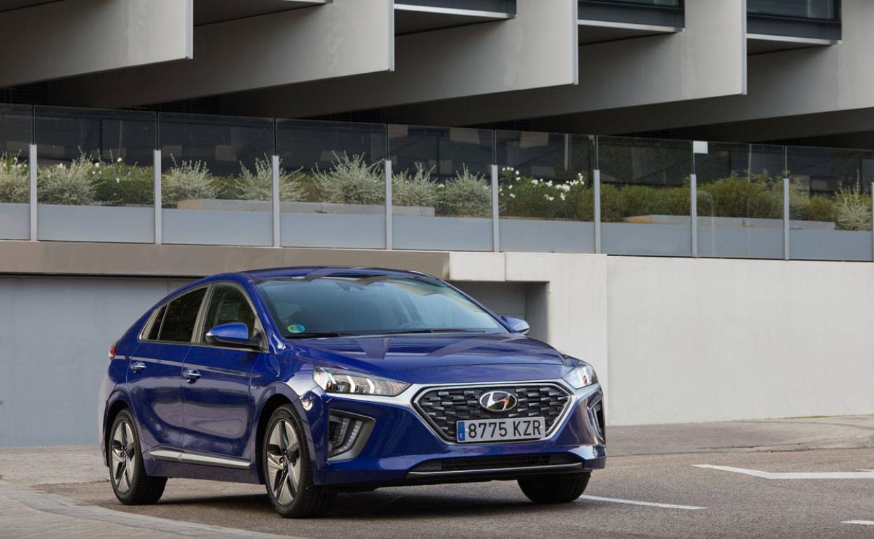 Hyundai Ioniq con tres variantes eléctricas donde elegir
