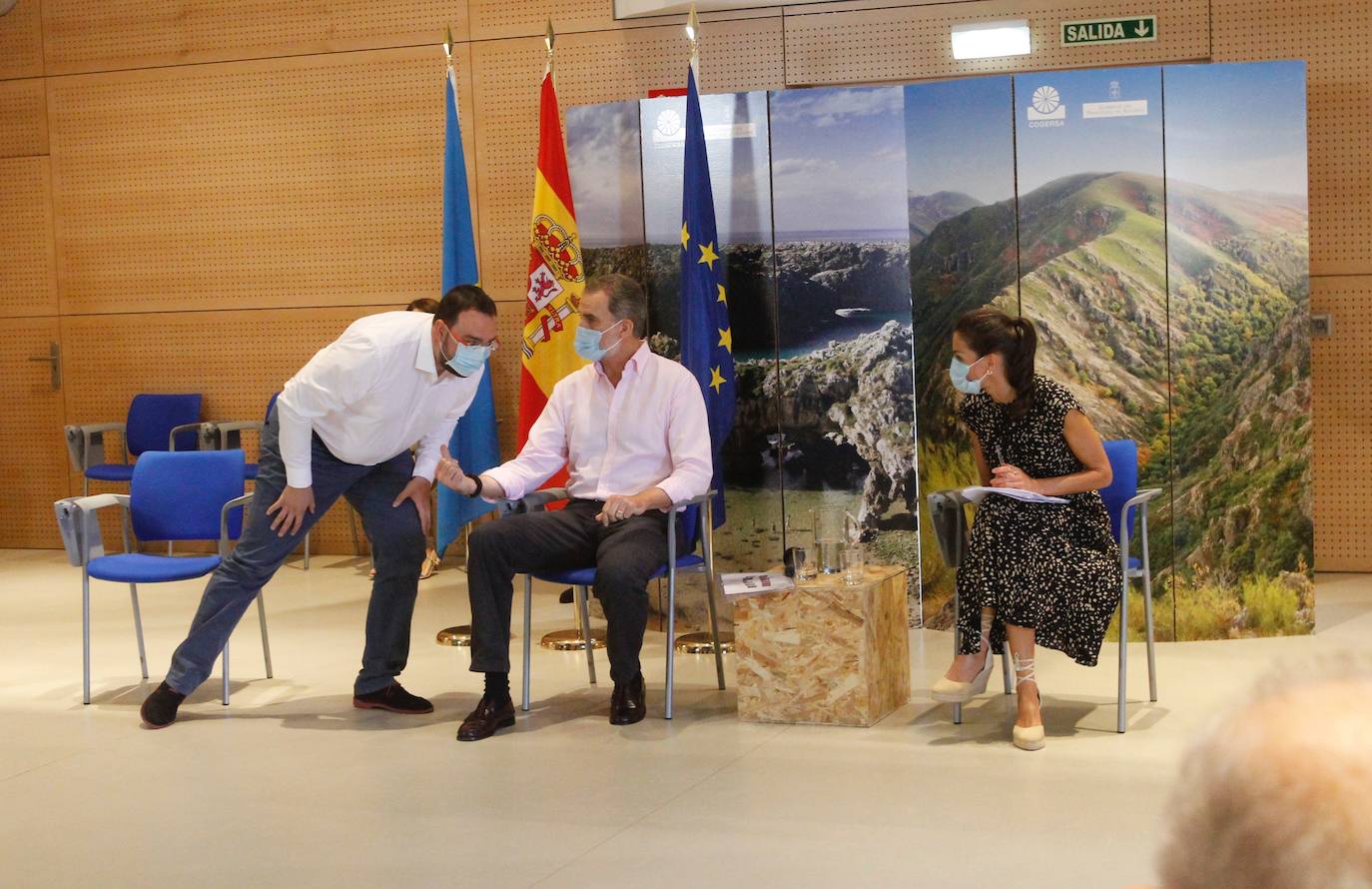 Don Felipe y doña Letizia iniciaron en Canarias su gira por todo el país tras el confinamiento. Los Reyes han visitado todas las comunidades autónomas de España con el objetivo de apoyar al turismo después de la pandemia. El último viaje que realizaron Sus Majestades fue a Asturias, donde visitaron Gijón, las instalaciones de Cogersa y el Museo y Circuito de Fernando Alonso. 