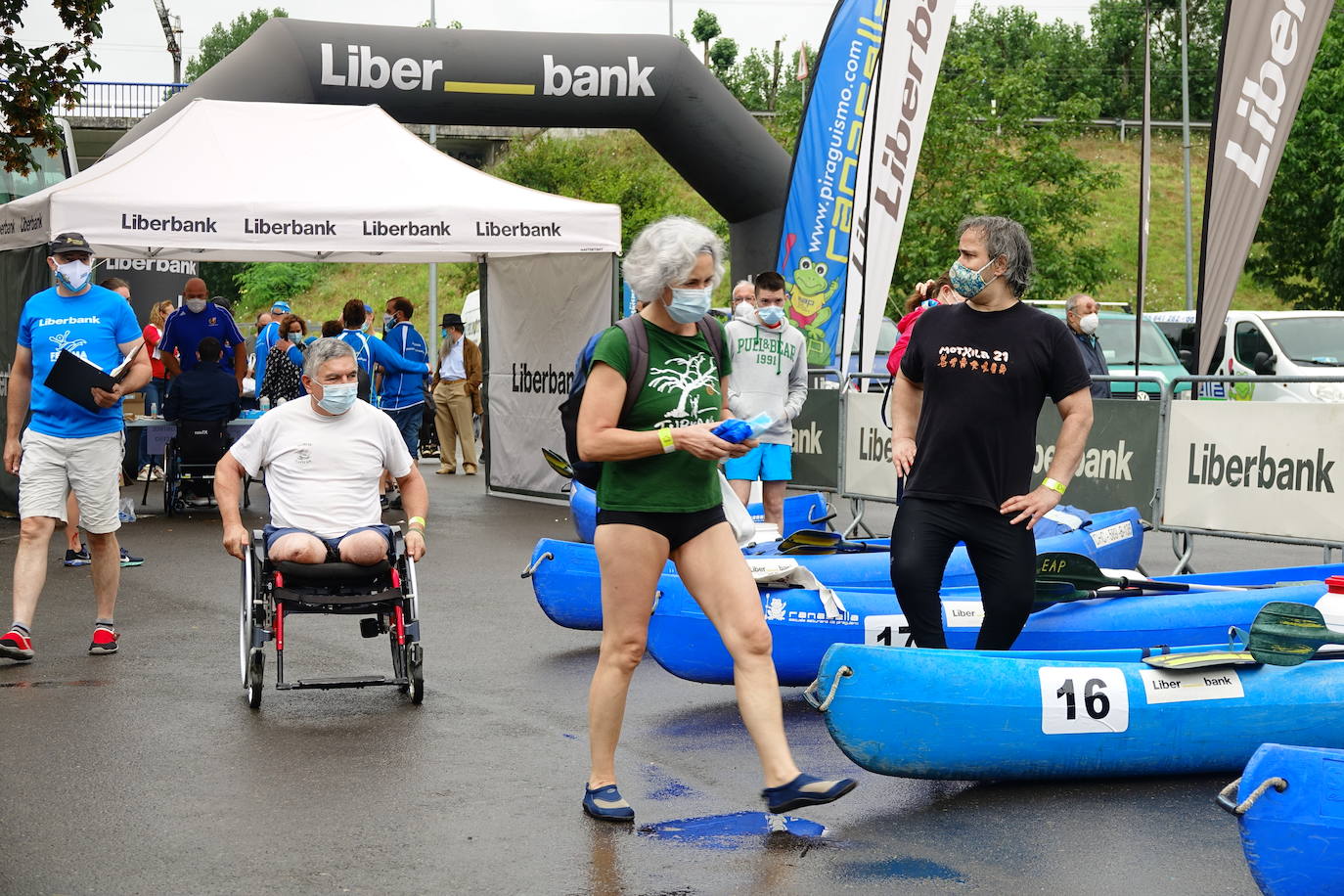 El XXVII Descenso del Sella Adaptado contó con la participación de un grupo reducido de deportistas con discapacidad para que la celebración de la prueba se ajustara a la normativa de prevención y actuación ante la #covid19. Las piraguas fueron ocupadas por una persona con discapacidad y un acompañante sin afectación y bajo medidas de seguridad sanitarias