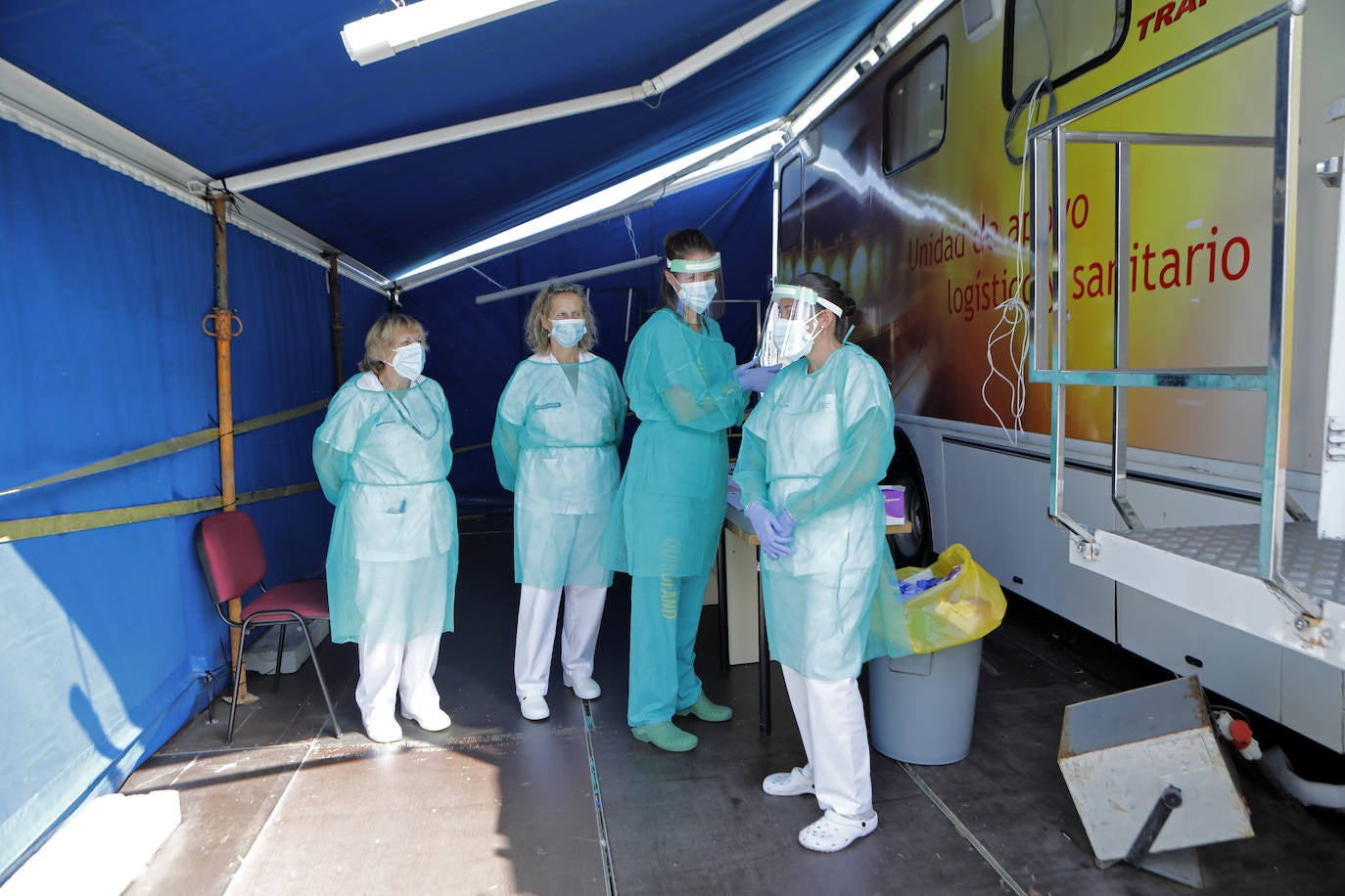 Todos ellos han estado en el bar La Buena Vida de Gijón en las fechan sen las que el Salud cree que se pudieron producir los contagios. 