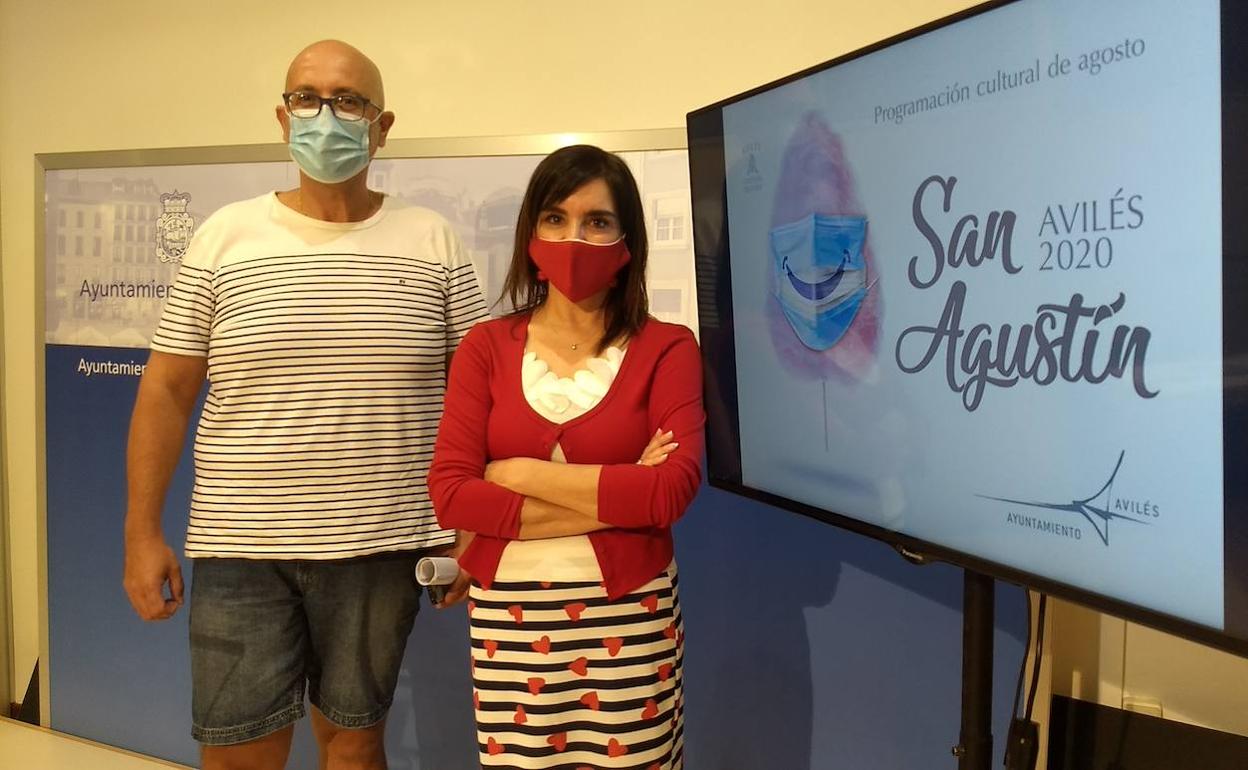 Rubén Arias y la concejala de Festejos, Yolanda Alonso, en la presentación de la programación cultural. 