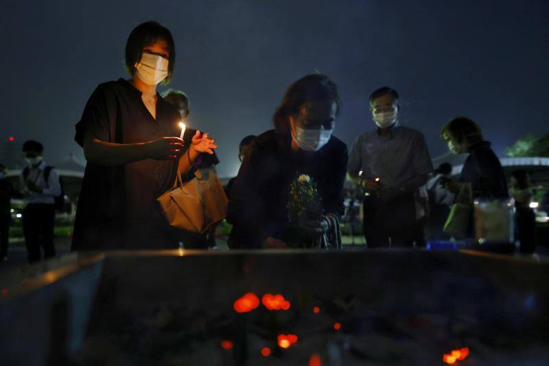 En 1945, Estados Unidos arrojó dos bombas nucleares sobre las ciudades de Hiroshima y Nagasaki los días 6 y 9 de agosto, respectivamente, matando a más de 200.000 personas. Los eventos de conmemoración anual del 75 aniversario han estado marcados por la pandemia de coronavirus