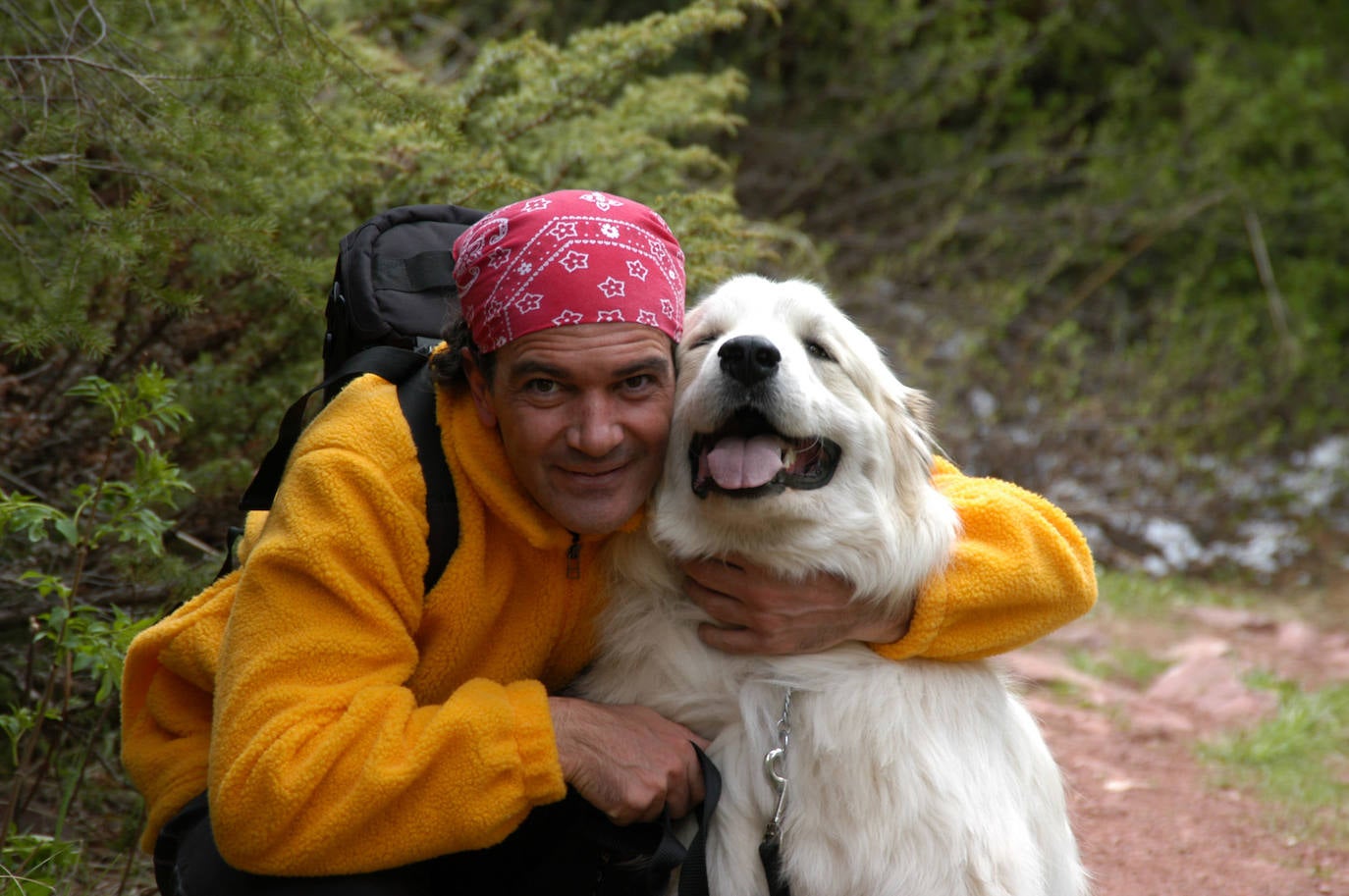 Actor, director, productor y empresario, Antonio Banderas cumple 60 años rodeado de sus seres queridos y con celebración en su Málaga natal, inmerso, como siempre, en mil proyectos laborales que son su seña de identidad