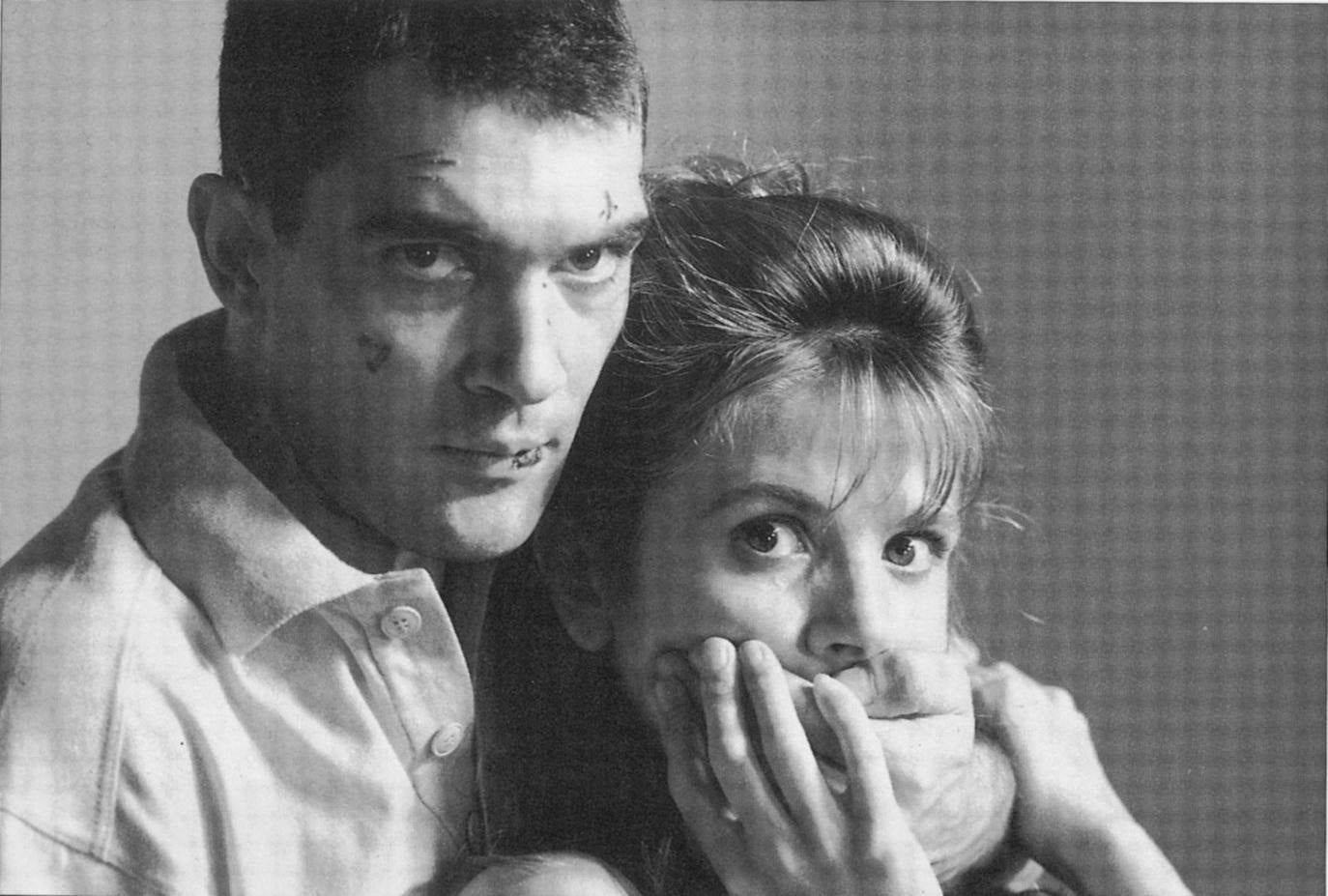 Actor, director, productor y empresario, Antonio Banderas cumple 60 años rodeado de sus seres queridos y con celebración en su Málaga natal, inmerso, como siempre, en mil proyectos laborales que son su seña de identidad