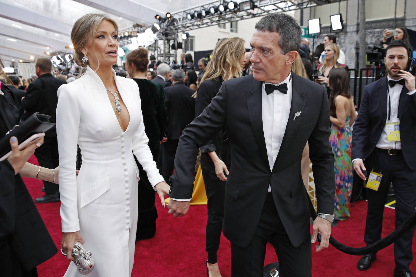 Actor, director, productor y empresario, Antonio Banderas cumple 60 años rodeado de sus seres queridos y con celebración en su Málaga natal, inmerso, como siempre, en mil proyectos laborales que son su seña de identidad