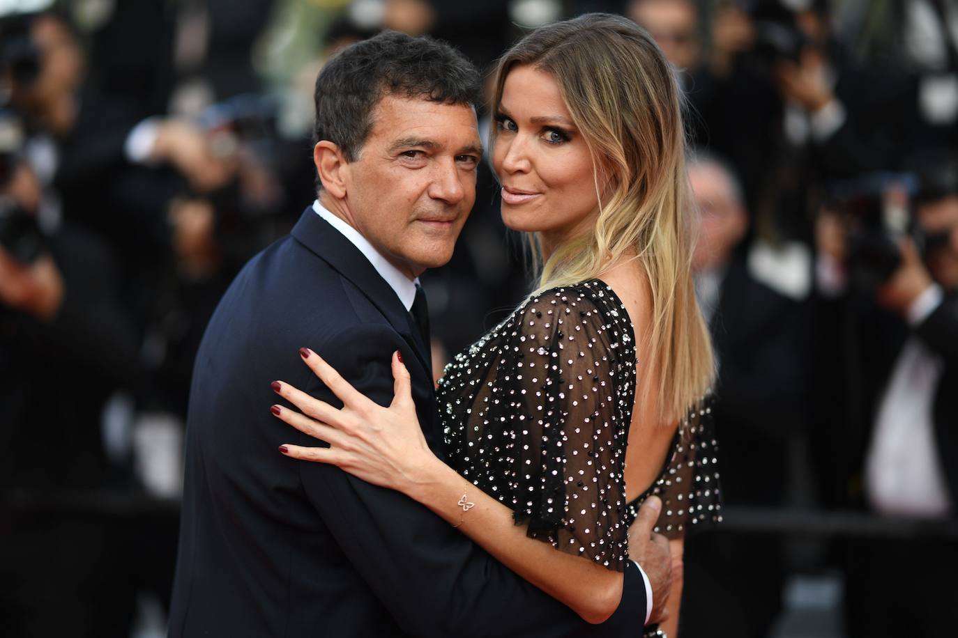 Actor, director, productor y empresario, Antonio Banderas cumple 60 años rodeado de sus seres queridos y con celebración en su Málaga natal, inmerso, como siempre, en mil proyectos laborales que son su seña de identidad