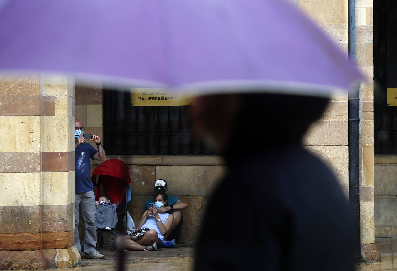 La región, que se encuentra en alerta naranja por una gota fría, se vio sorprendida por las fuertes precipitaciones.