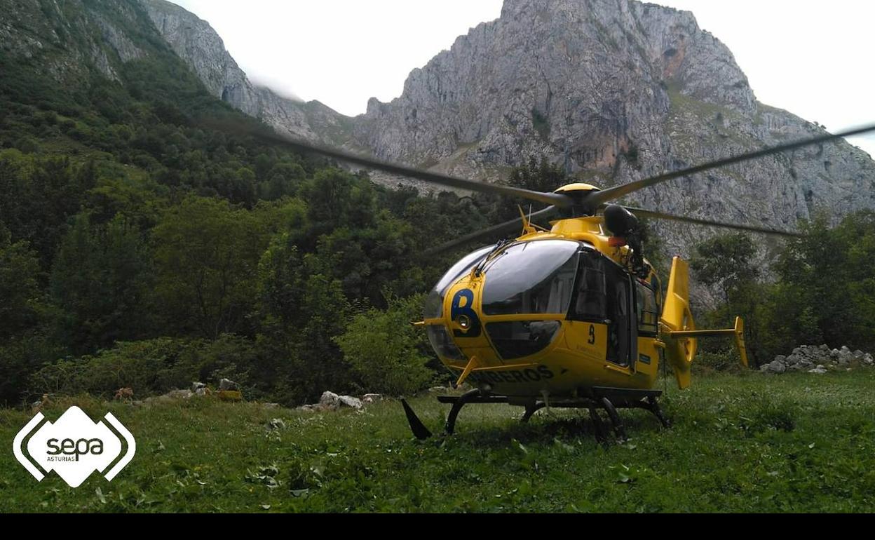 Evacuada al HUCA una mujer que se cayó en Bulnes