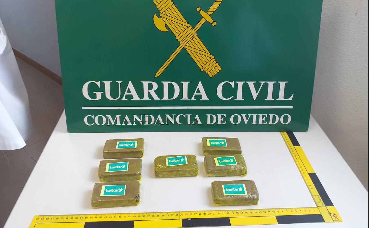 Droga incautada por la Guardia Civil en Morcín. 