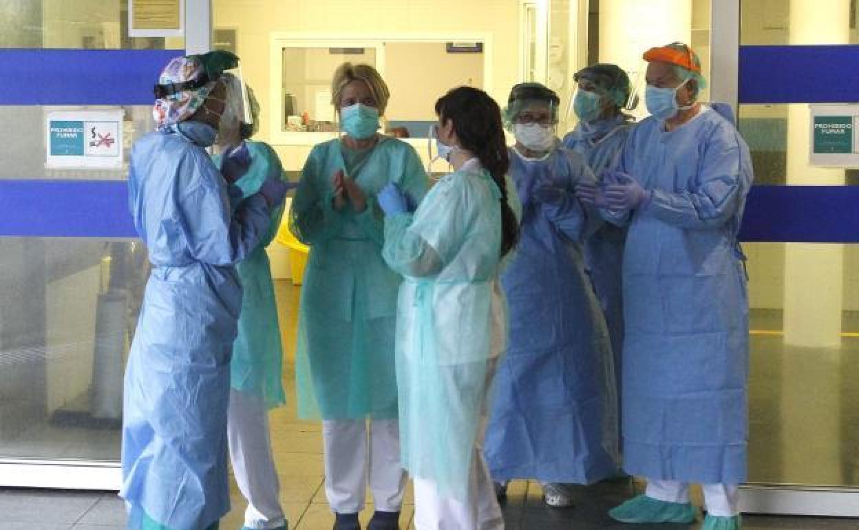 Coronavirus | El ámbito familiar concentra el mayor riesgo de transmisión, concluye un estudio chino