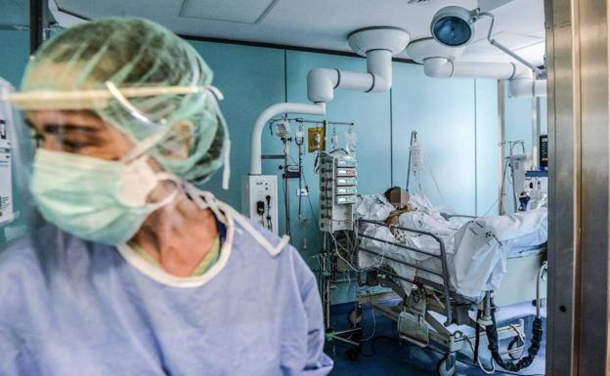 Muere por COVID «de forma súbita» el primer médico en ejercicio de Baleares