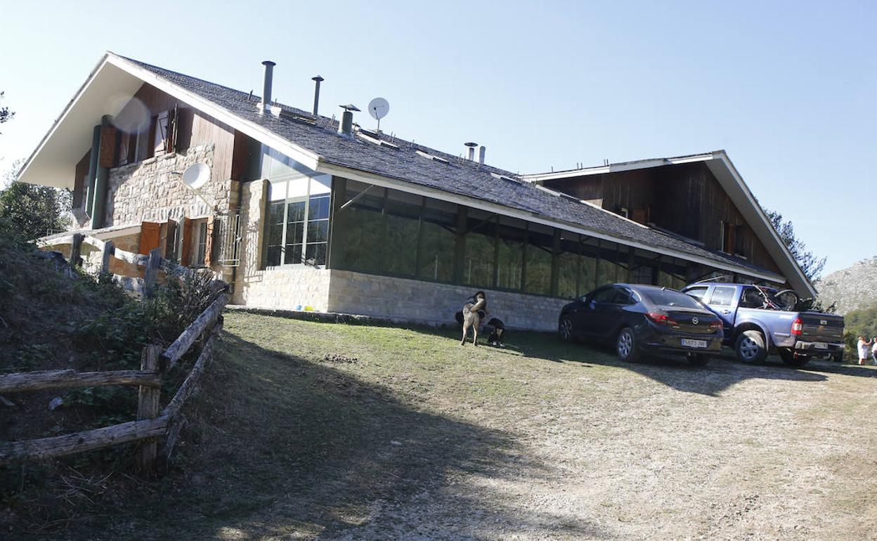 Refugio de Brañagallones.